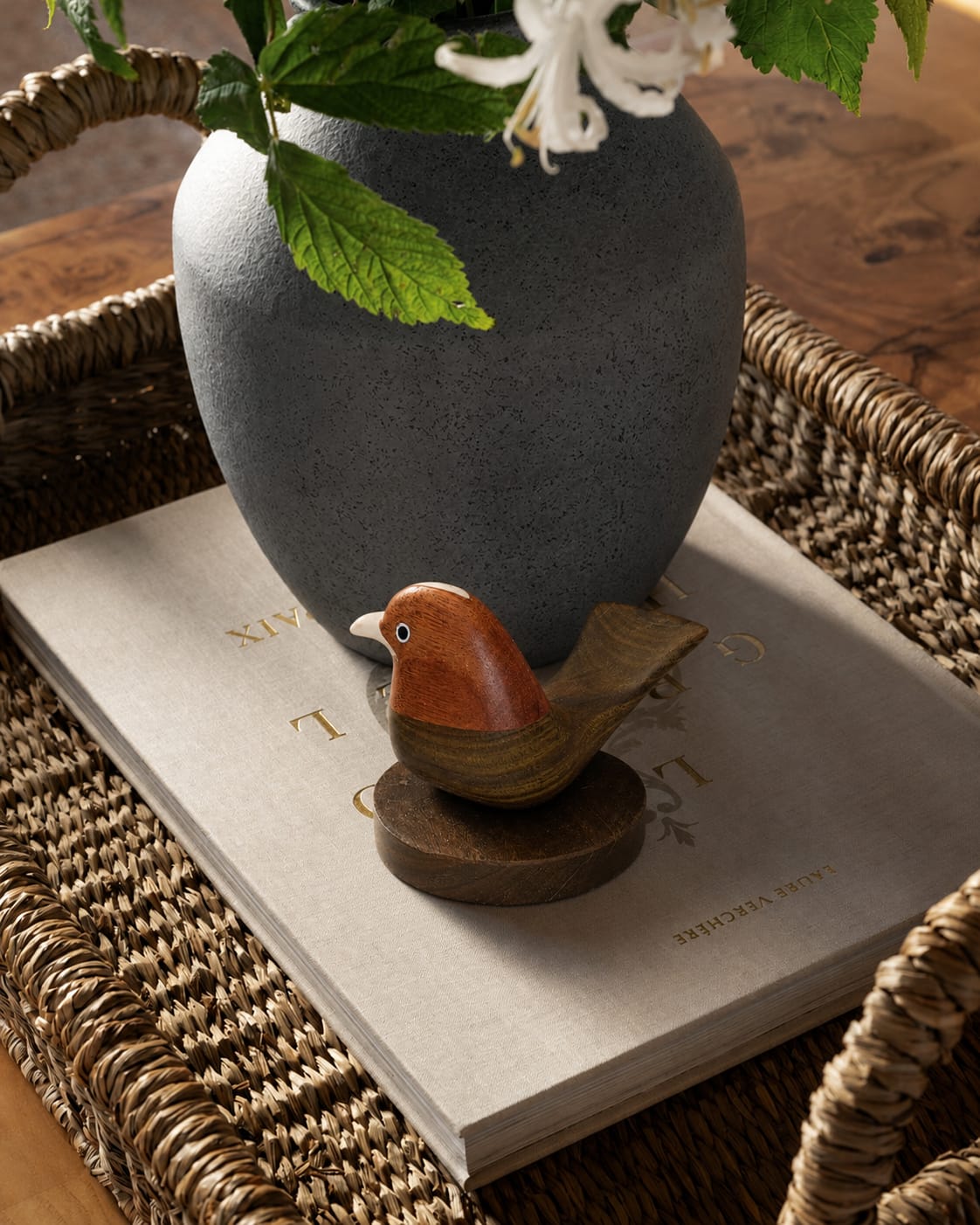 Kusaya Wooden Birds — Minimal Artisan Set